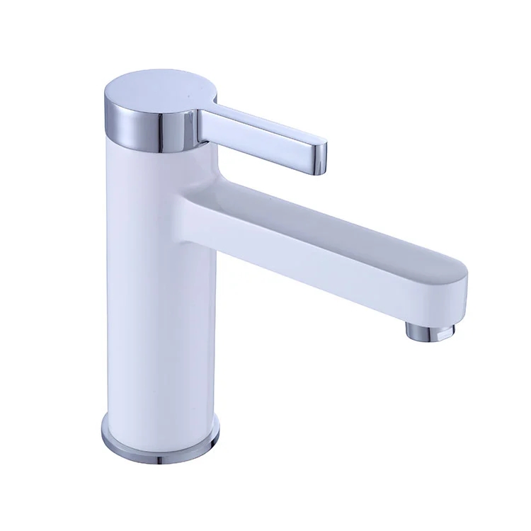 ¿Cuáles son las ventajas de usar material de latón en grifos de lavado de latón de baño de agua?
